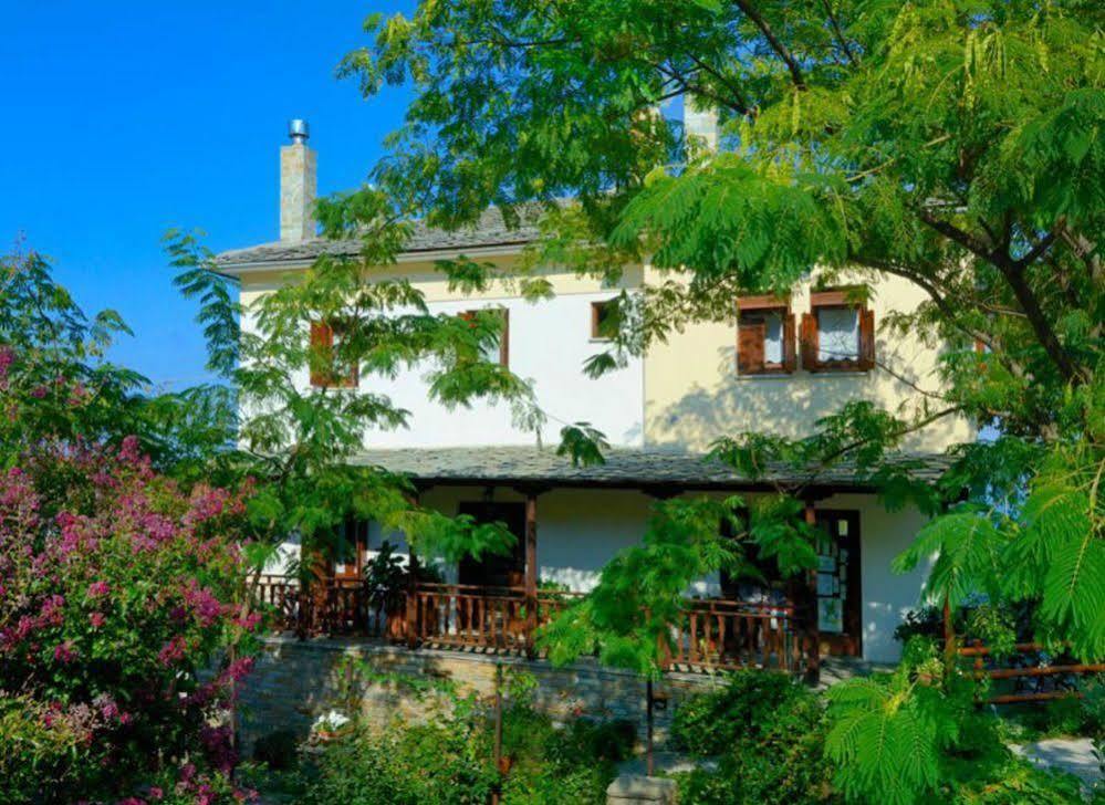 Guesthouse Theareston 자고라 외부 사진